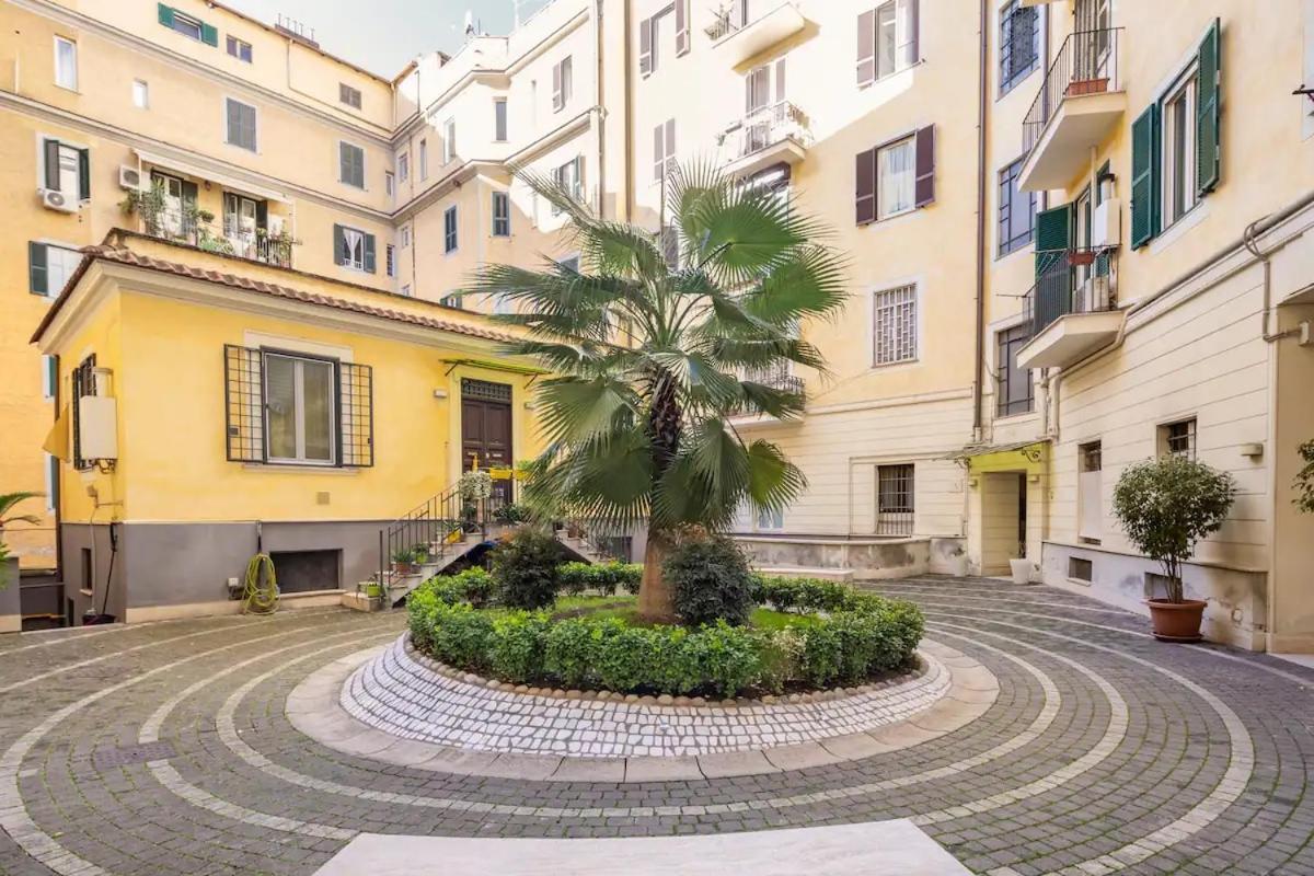Appartamento “La Palma Nel Cortile” ローマ エクステリア 写真